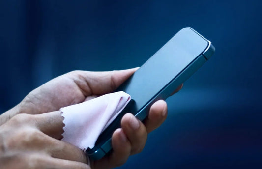 How to Keep Your Gadgets & Tech Spotless Without Damaging Them - ApexLane